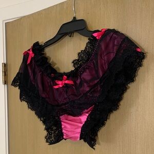 🩷🖤OOH LA LA! BEAUTIFUL & SEXY PLUS SIZE 2X WASHED NEVER WORN RUFFLED PANTIES🩷🖤